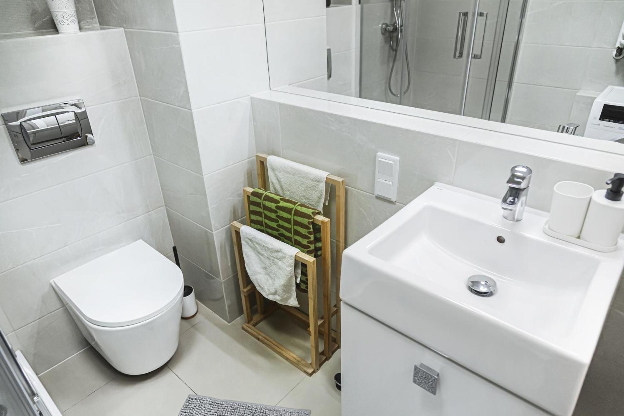Komfort Z Balkonem W Centrum Wroclaw Exterior photo
